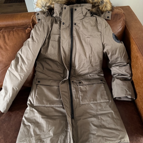 Winter Parka - Toboggan Canada - Picture 4 of 14